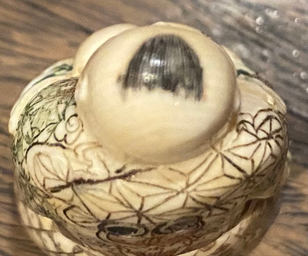 根付　唐子と桃　吉祥彫刻　細密細工　天然素材　ヴィンテージ　レア 台湾茶器