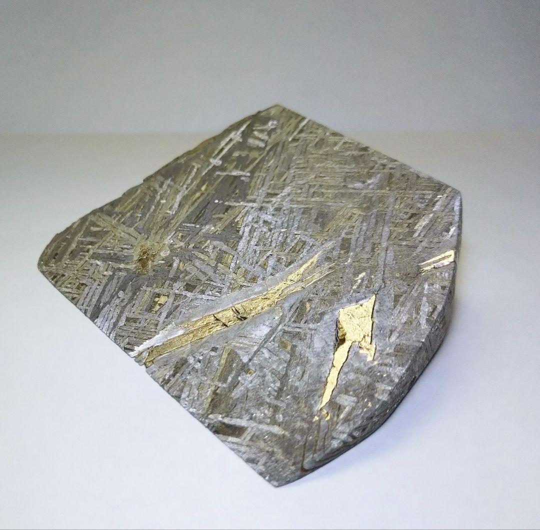 アルタイ隕石 737g 標本 鉄隕石 〈検索ワード ギベオン イミラック