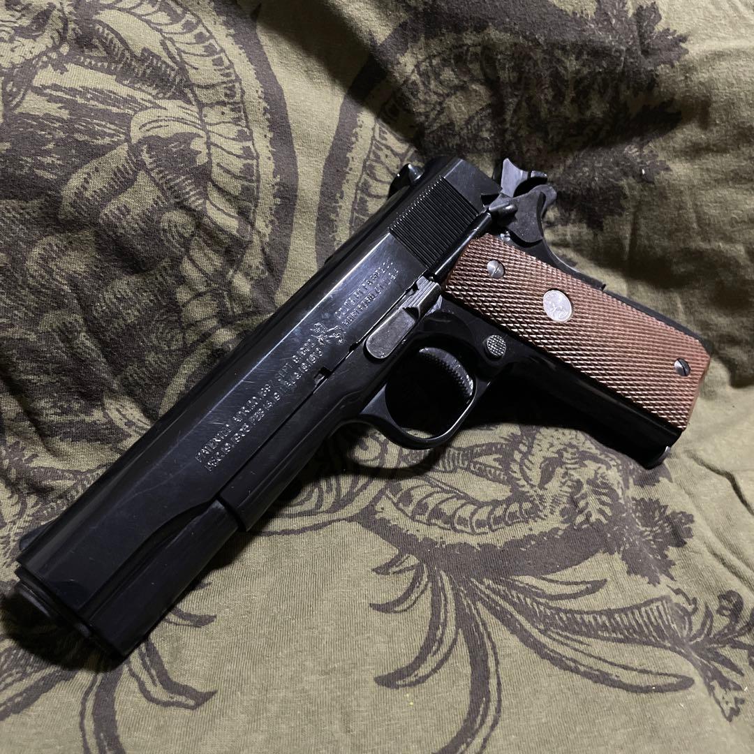 1911 ブラックモデルガン 　プラスチック製 M1911 1/2.05 彫刻印刷精巧 フルメタル モデル排莢式非発火 合金