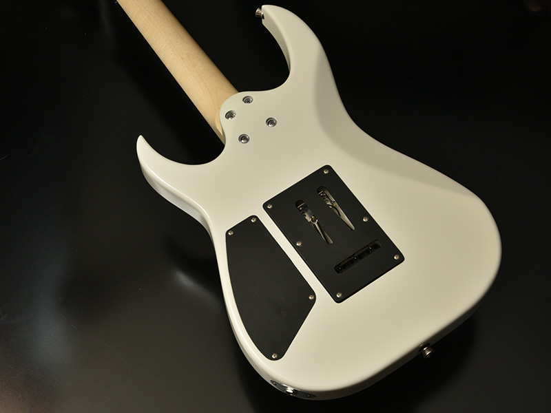 GRACE-ATS (Bacchus / バッカス) エレキギター